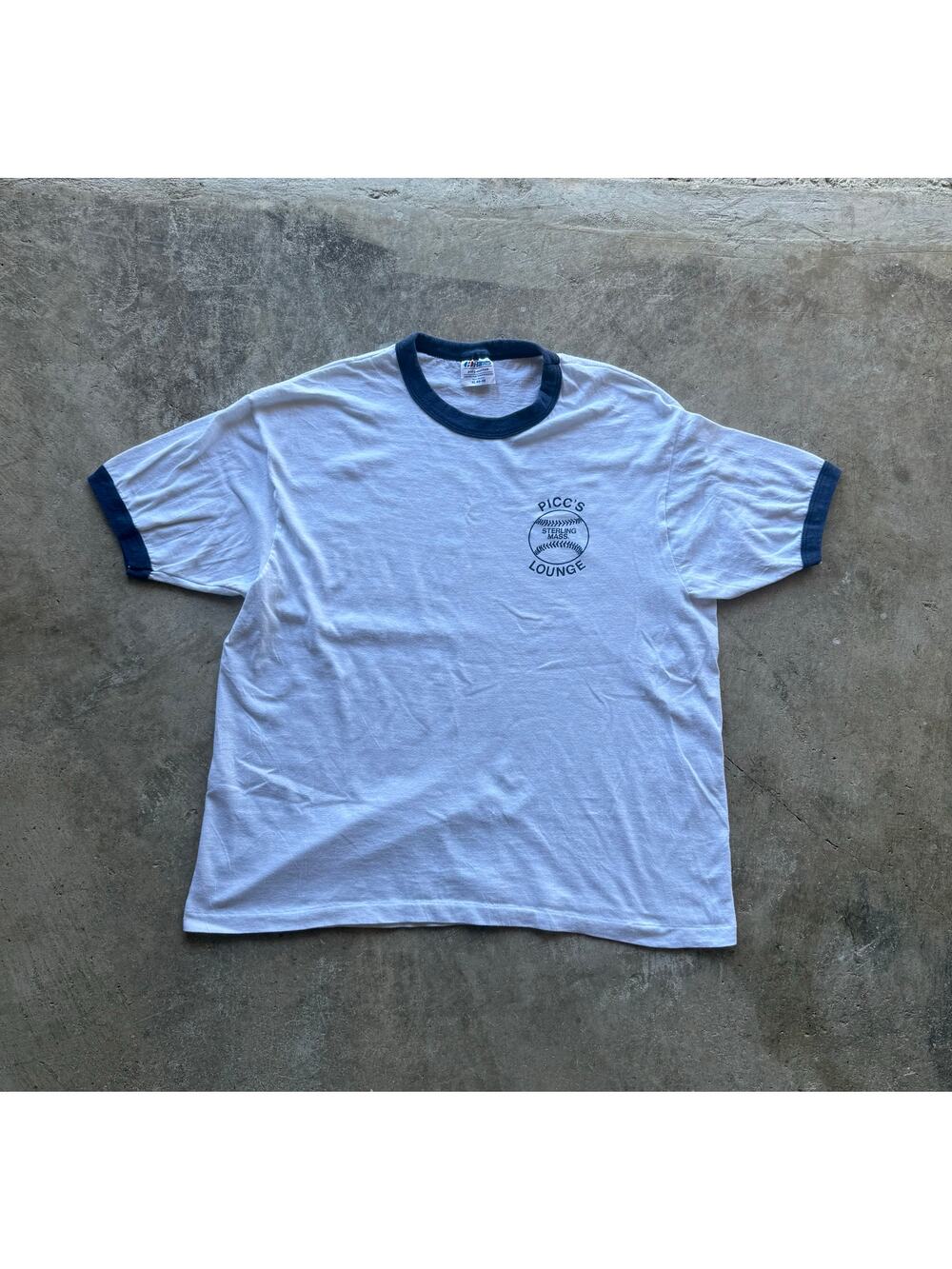 VTG 1980s Piccs Lounge Sterling Massachusetts White/Blue Ringer Tee Size L / XL